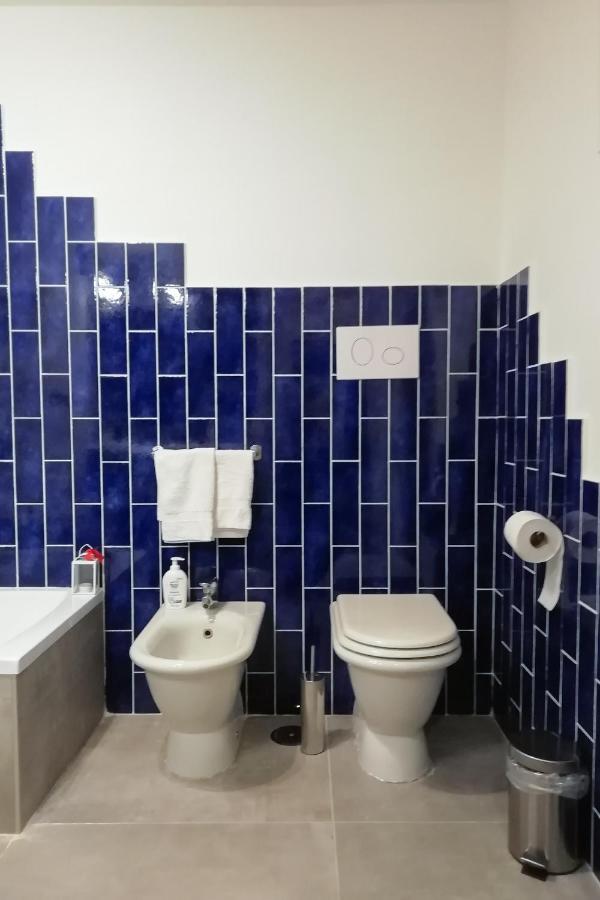 La Casa Del Nespolo, 2 Terrazzi E 2 Bagni In Centro Leilighet Napoli Eksteriør bilde
