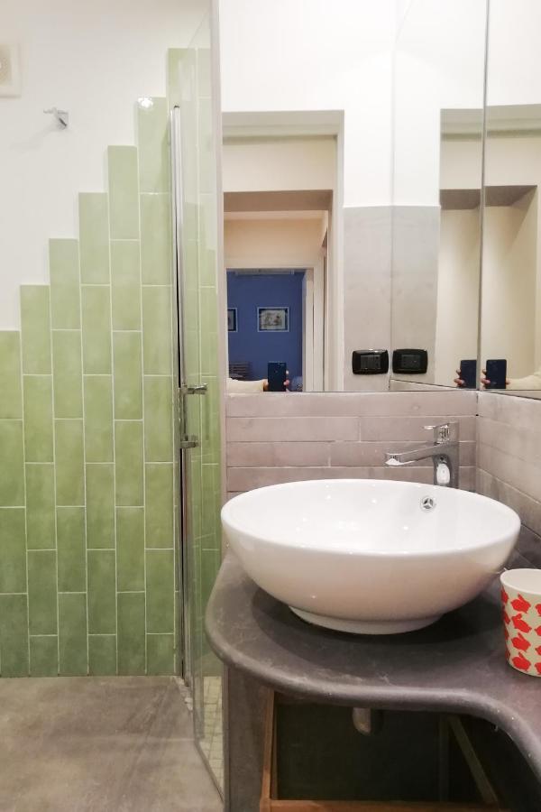 La Casa Del Nespolo, 2 Terrazzi E 2 Bagni In Centro Leilighet Napoli Eksteriør bilde